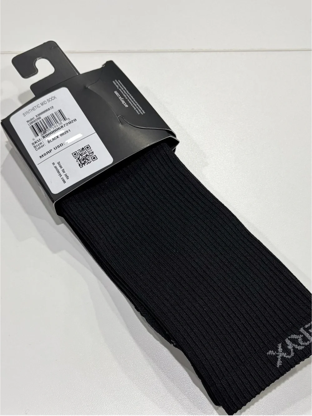 Arc’teryx Men's Medium Synthetic Mid Crew Sock Black NWT Focused Cushion Hiking